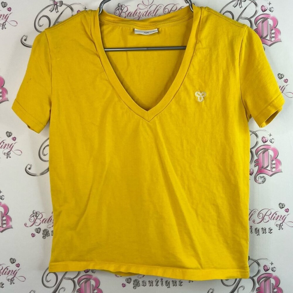 TNA tshirt tee cropped logo white aritzia Yellow V-Neck Short Sleeve Tee